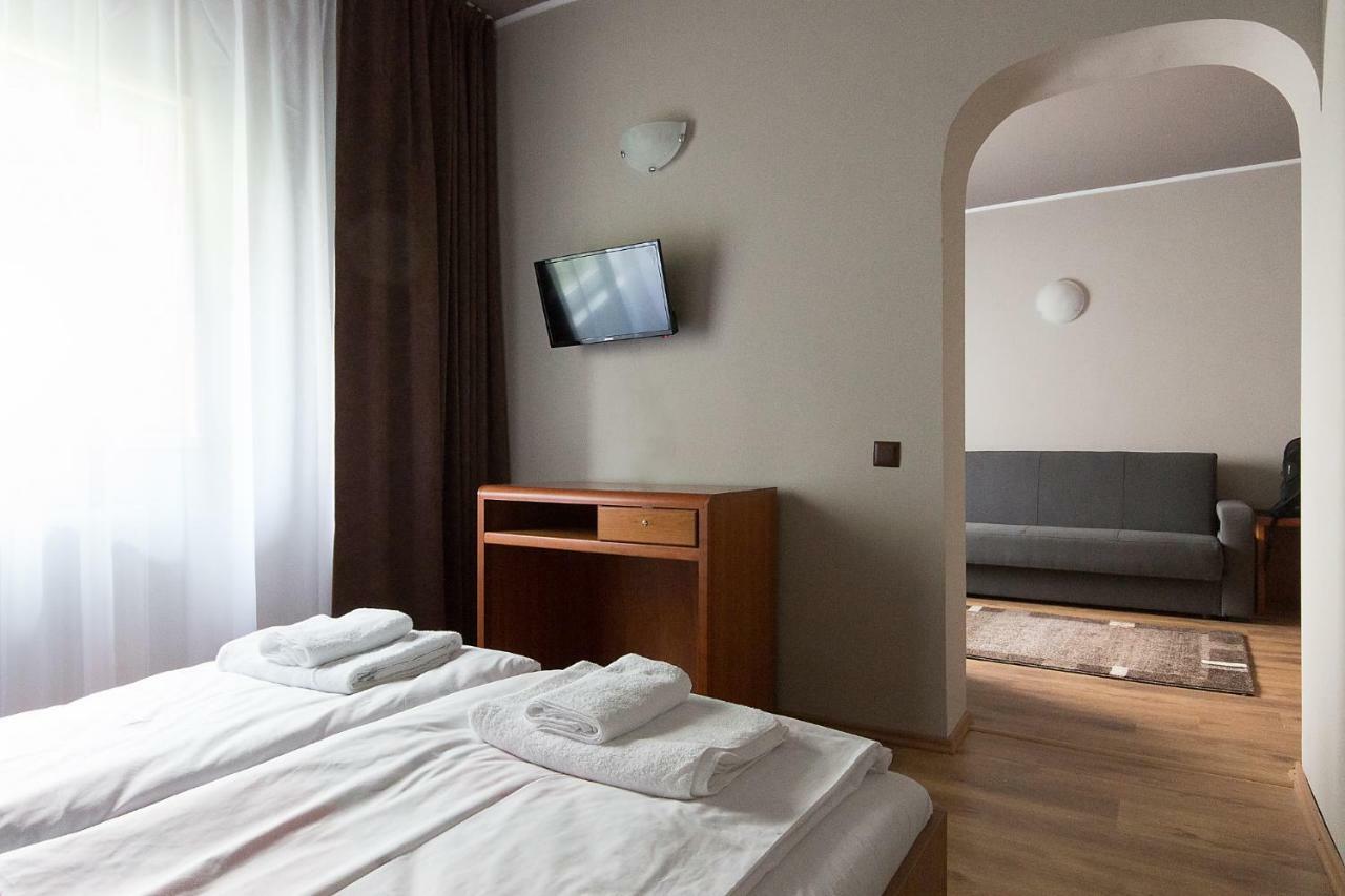 Hotel Casa De Piatra Bistro Cluj-Napoca Esterno foto
